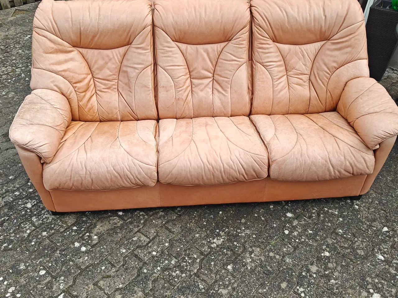 Billede 1 - To gratis lædersofa 