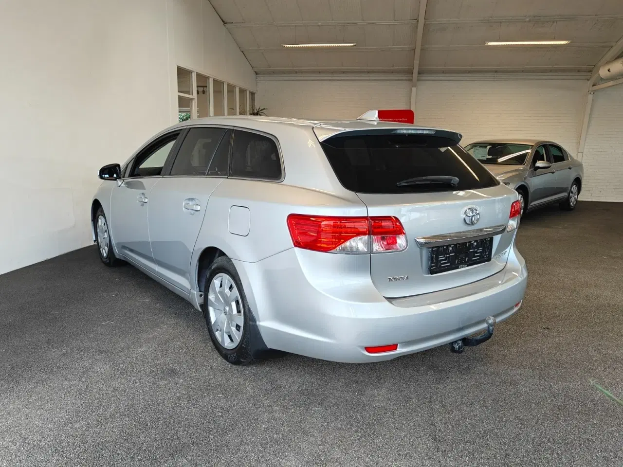 Billede 3 - Toyota Avensis 1,8 VVT-i T2 Premium stc.