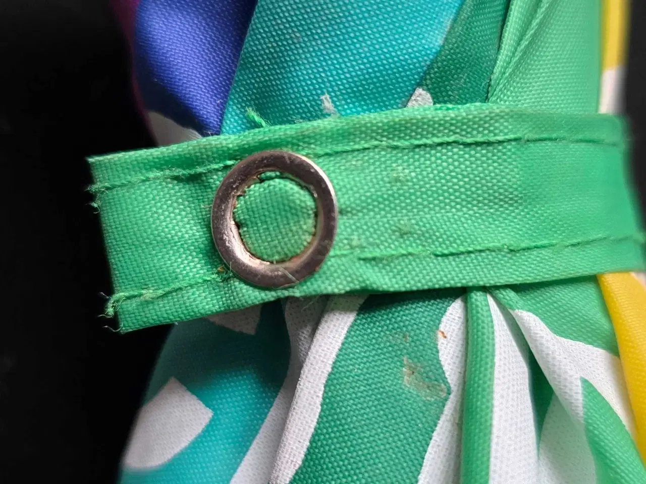 Billede 5 - Stor regnbuefarvet Greenpeace paraply