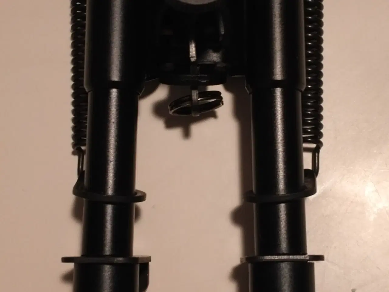 Billede 1 - Bipod til riffel