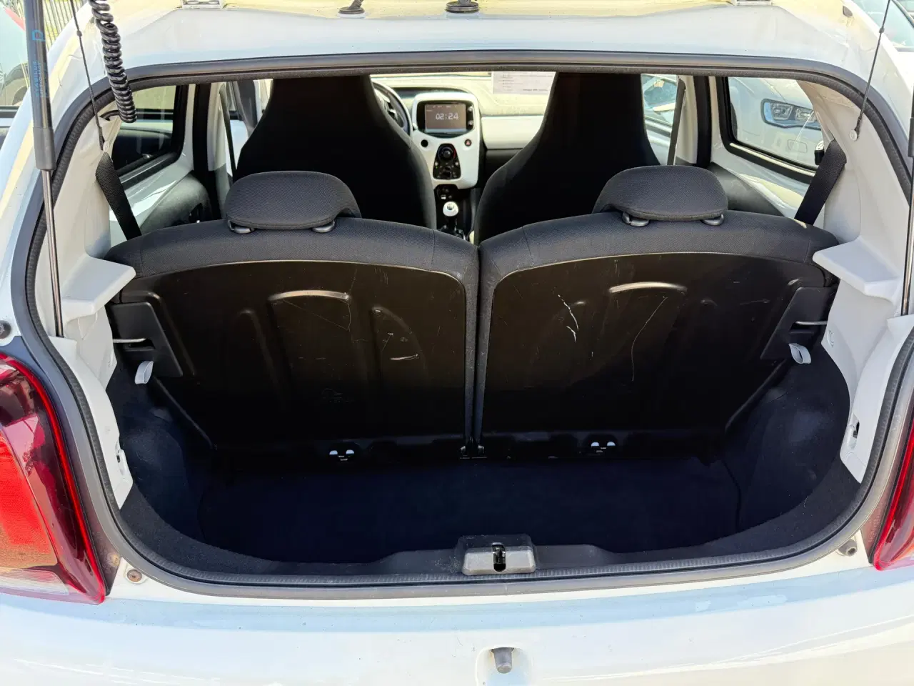 Billede 14 - Peugeot 108 1,0 e-Vti White Edition 69HK 5d