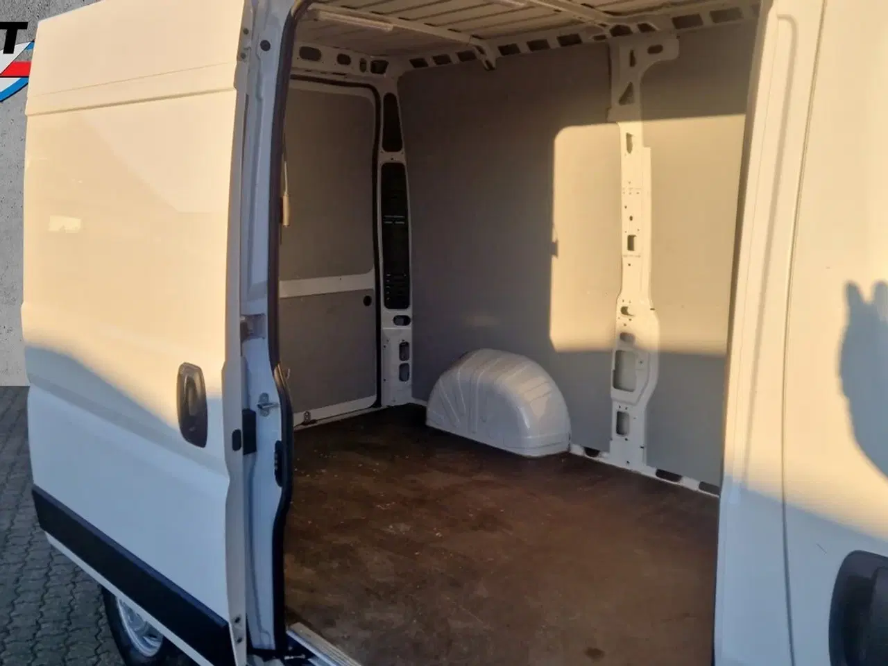 Billede 11 - Citroën Jumper 33 2,2 BlueHDi 140 L2H2 FlexLine