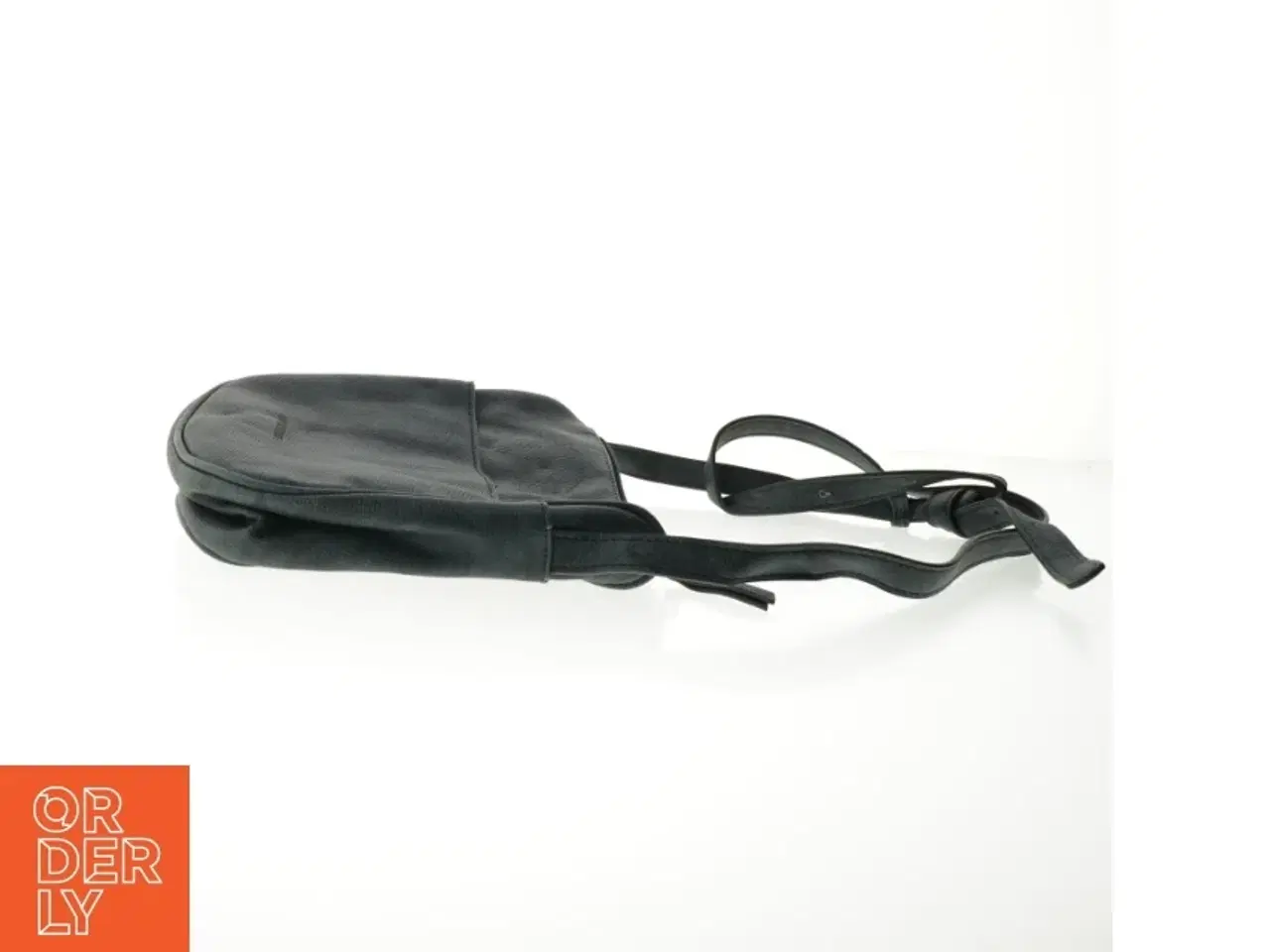 Billede 4 - Sort crossover taske (str. 30 x 25 cm)