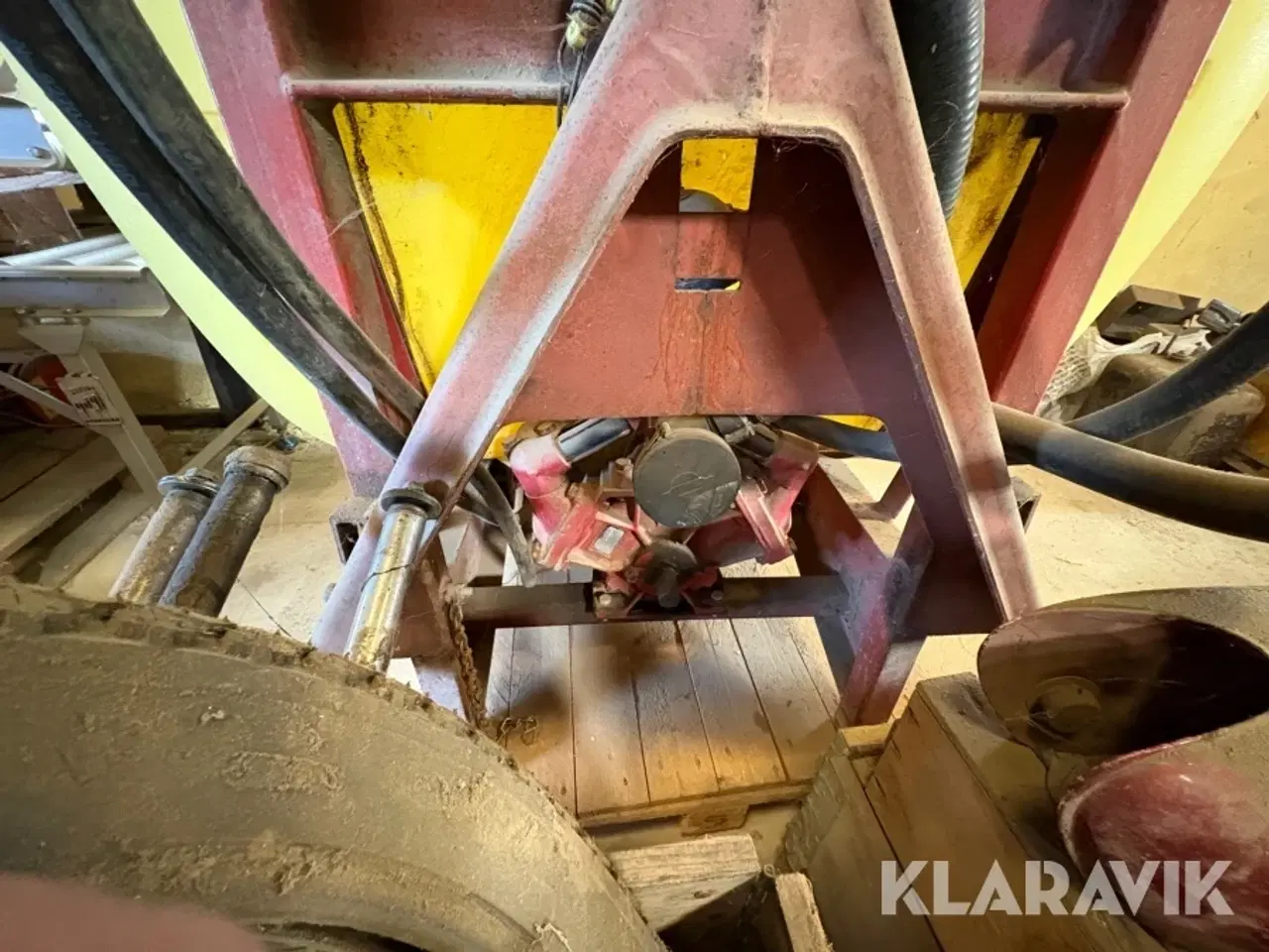 Billede 7 - Marksprøjte Hardi 600L uden bom