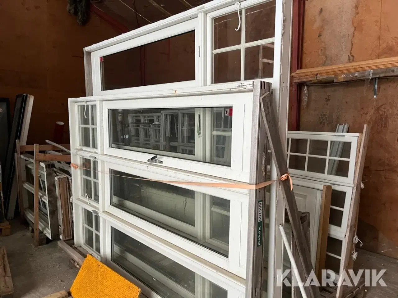 Billede 2 - Vindues parti + yderdør