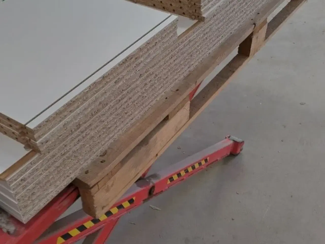 Billede 9 - 4 stk. usamlet højskabe H: 214,4 x B: 50 x D: 58,1 cm uden låger.