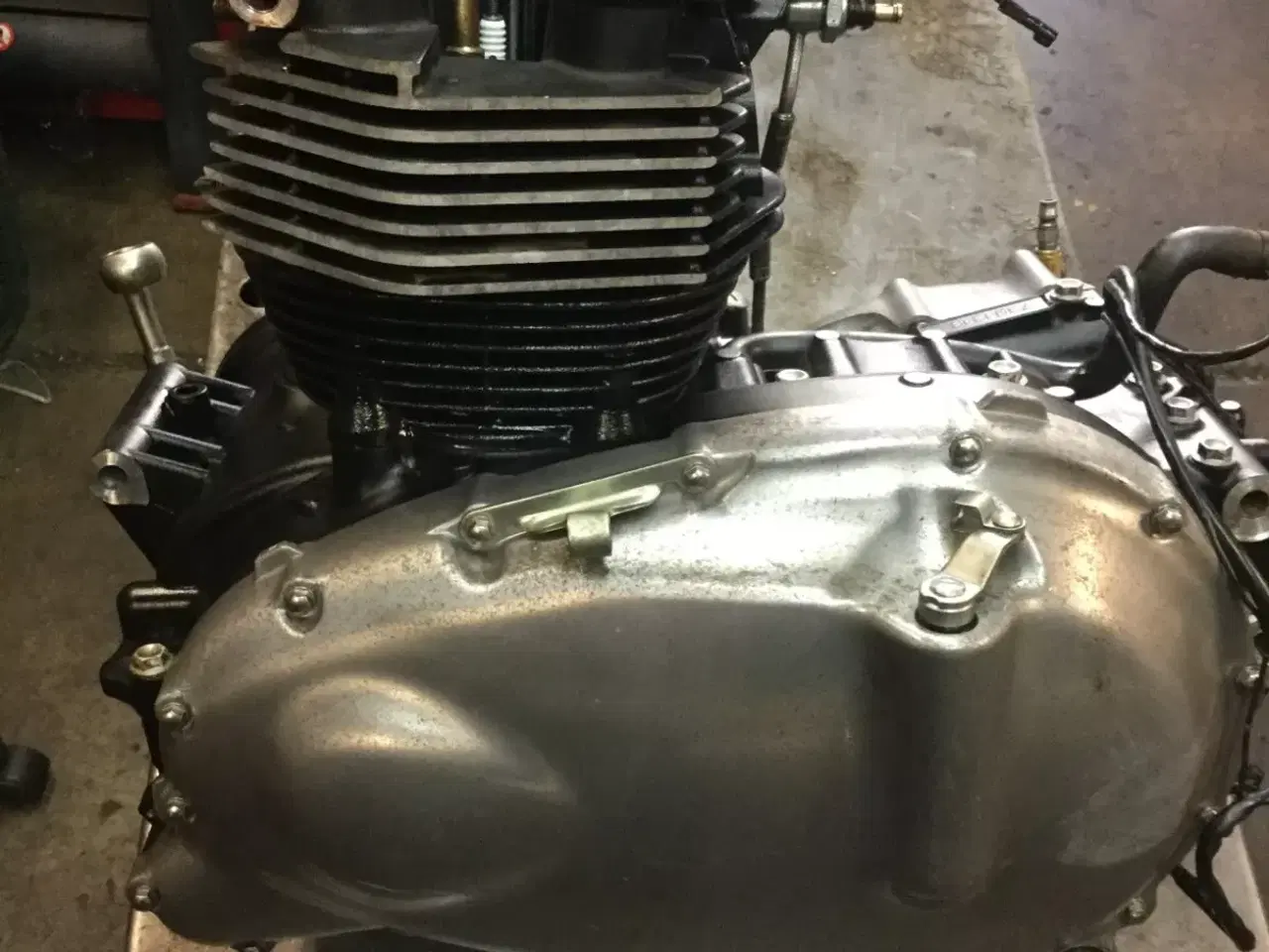 Billede 1 - Triumph 865 cc motor sælges