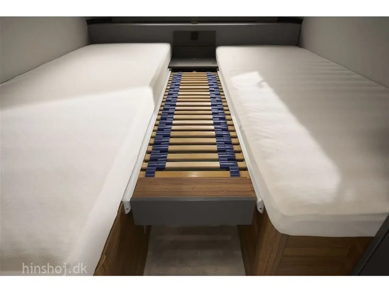 Billede 13 - 2026 - Eriba FEELING 470 Flot hævetagsvogn med godt udstyr fra Hinshøj Caravan