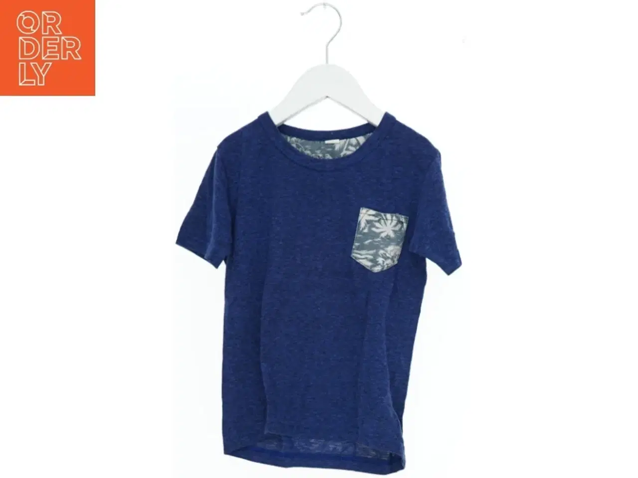 Billede 1 - Blå t-shirt med mønstret lomme (str. M)