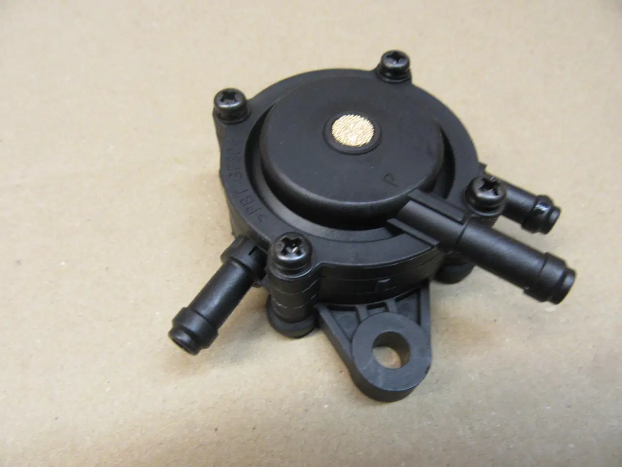 Billede 2 - Brændstofspumpe til havetraktor