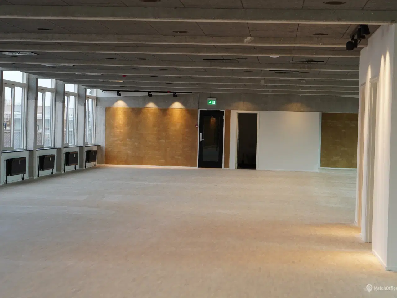 Billede 6 - Penthousekontor med nyistandsatte rammer i hjertet af Herlev