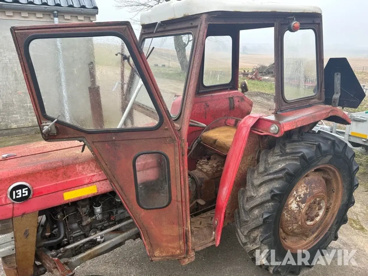 Billede 10 - Veterantraktor Massey-Ferguson 135