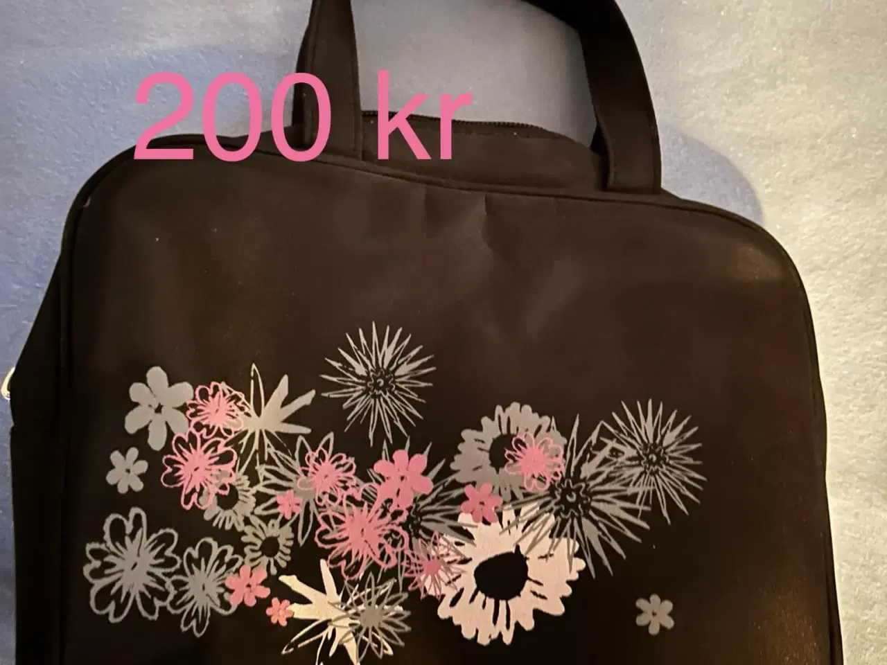 Billede 2 - Tasker sælge ud 