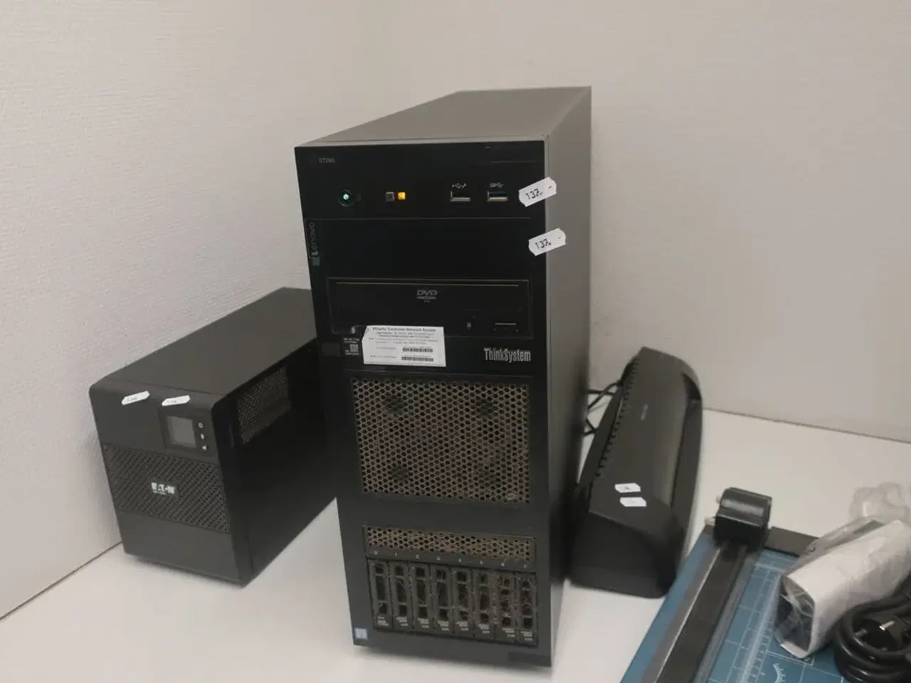 Billede 1 - Server LINOVO ST250