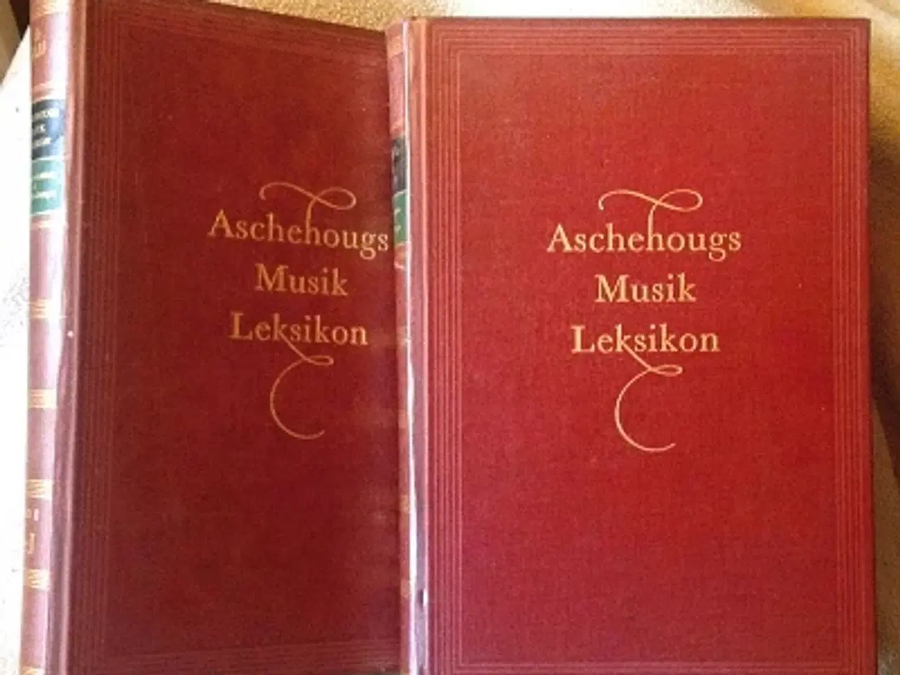 Billede 1 - Povl Hamburger (red): Aschehougs Musikleksikon