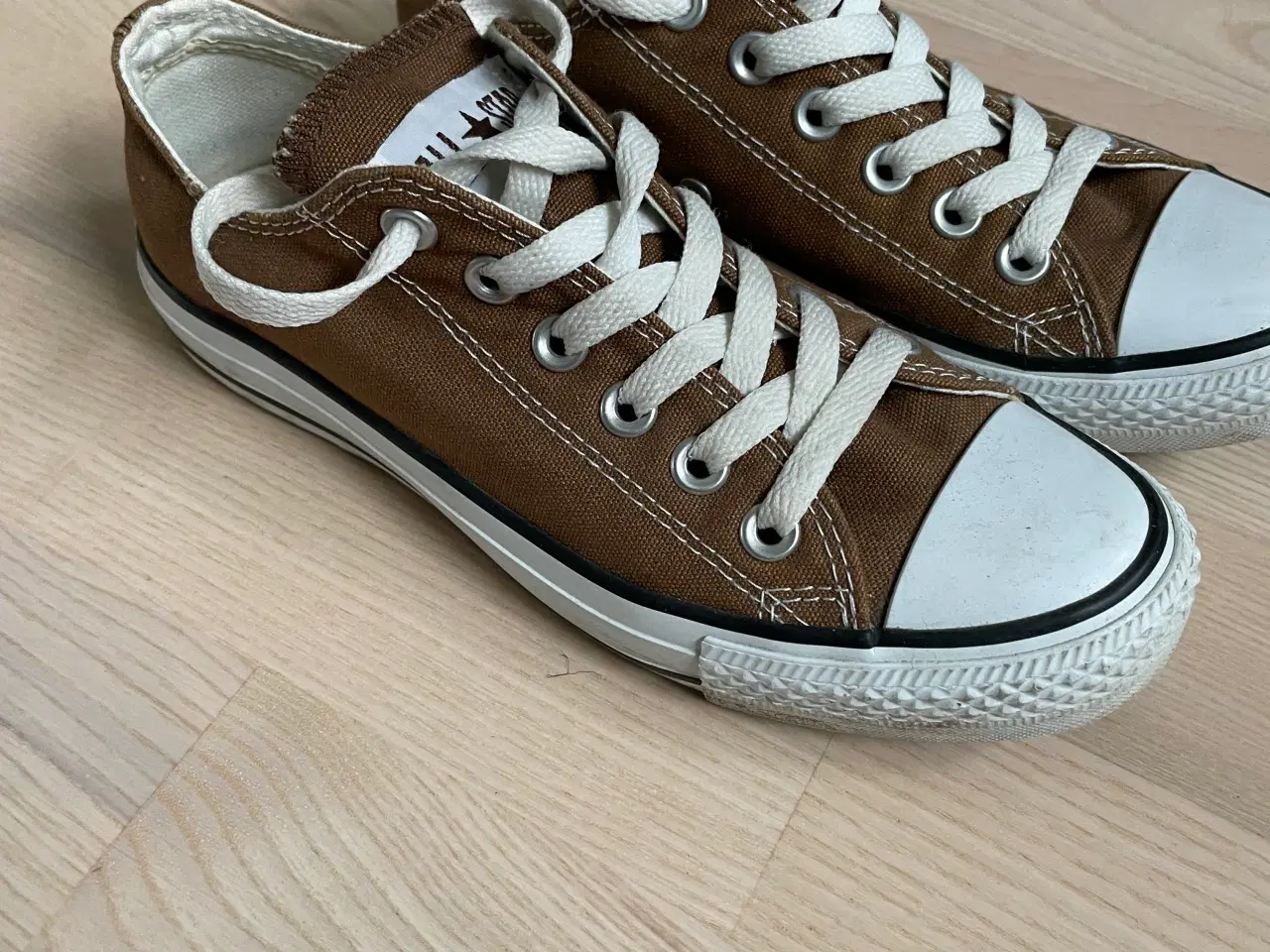 Billede 2 - Converse sko