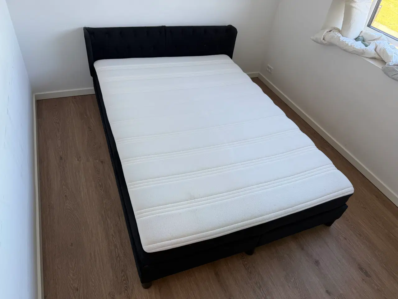 Billede 1 - 140x200 seng