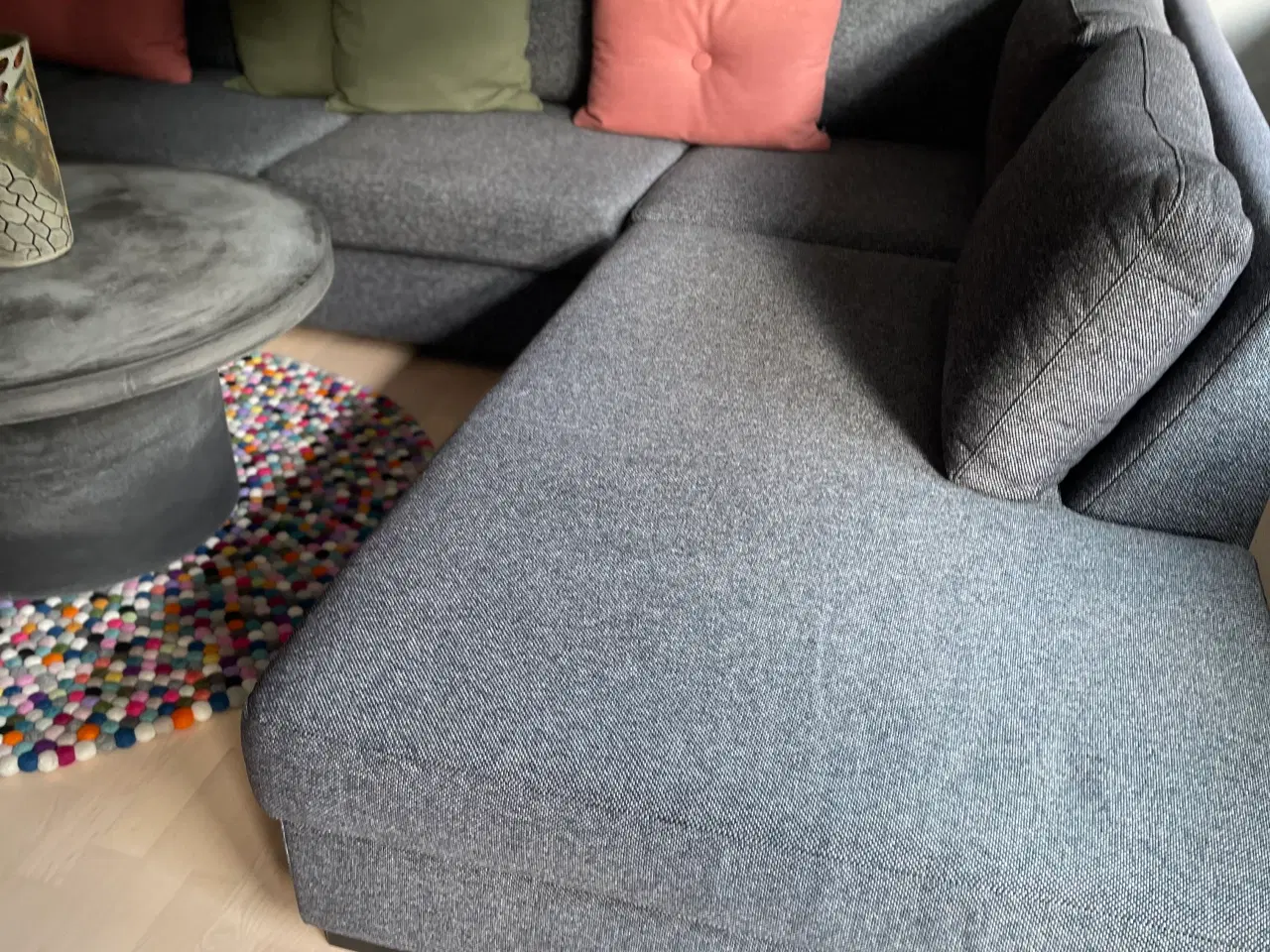 Billede 2 - Mørkegrå sofa fra Ilva