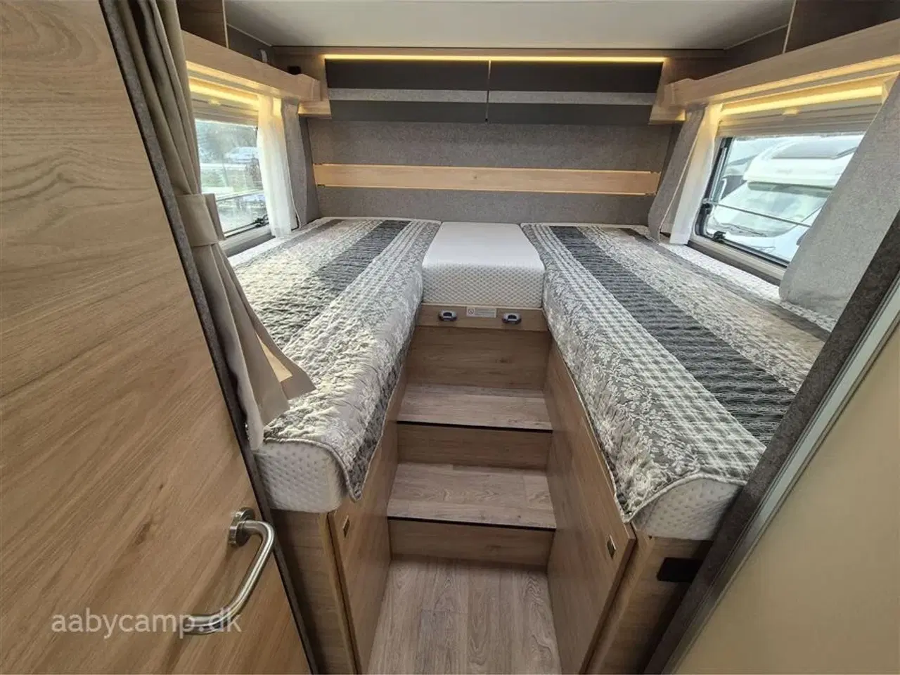 Billede 19 - 2023 - Dethleffs Just GO T7055 EB AUT. Automatgear. Solceller. Batteri. Markise. Elektrisk indgangstrin. Kun 29,000 Km !!!