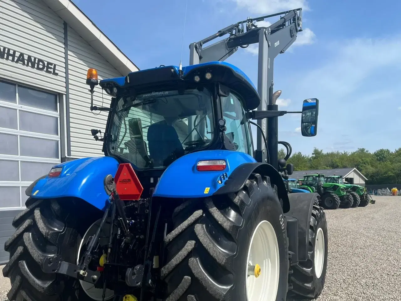 Billede 19 - New Holland T7.270 AC med frontlift og frontlæsser