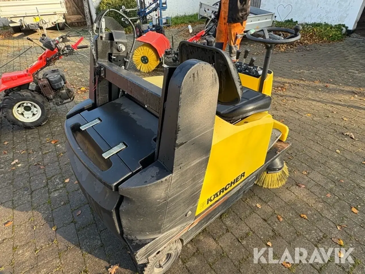 Billede 3 - Fejemaskine KARCHER KMR 1250 B