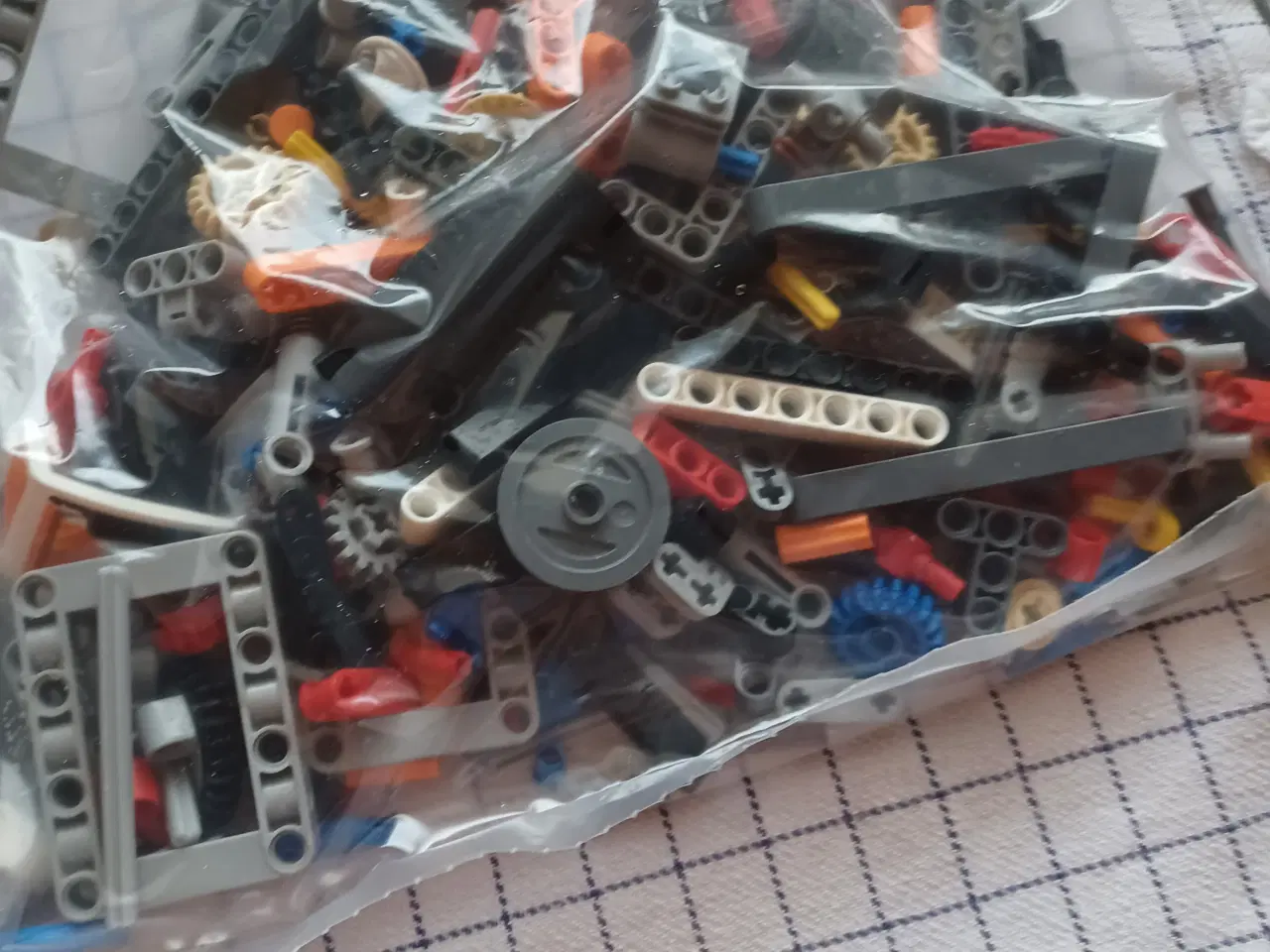 Billede 2 - LEGO Technic 42139 ATV