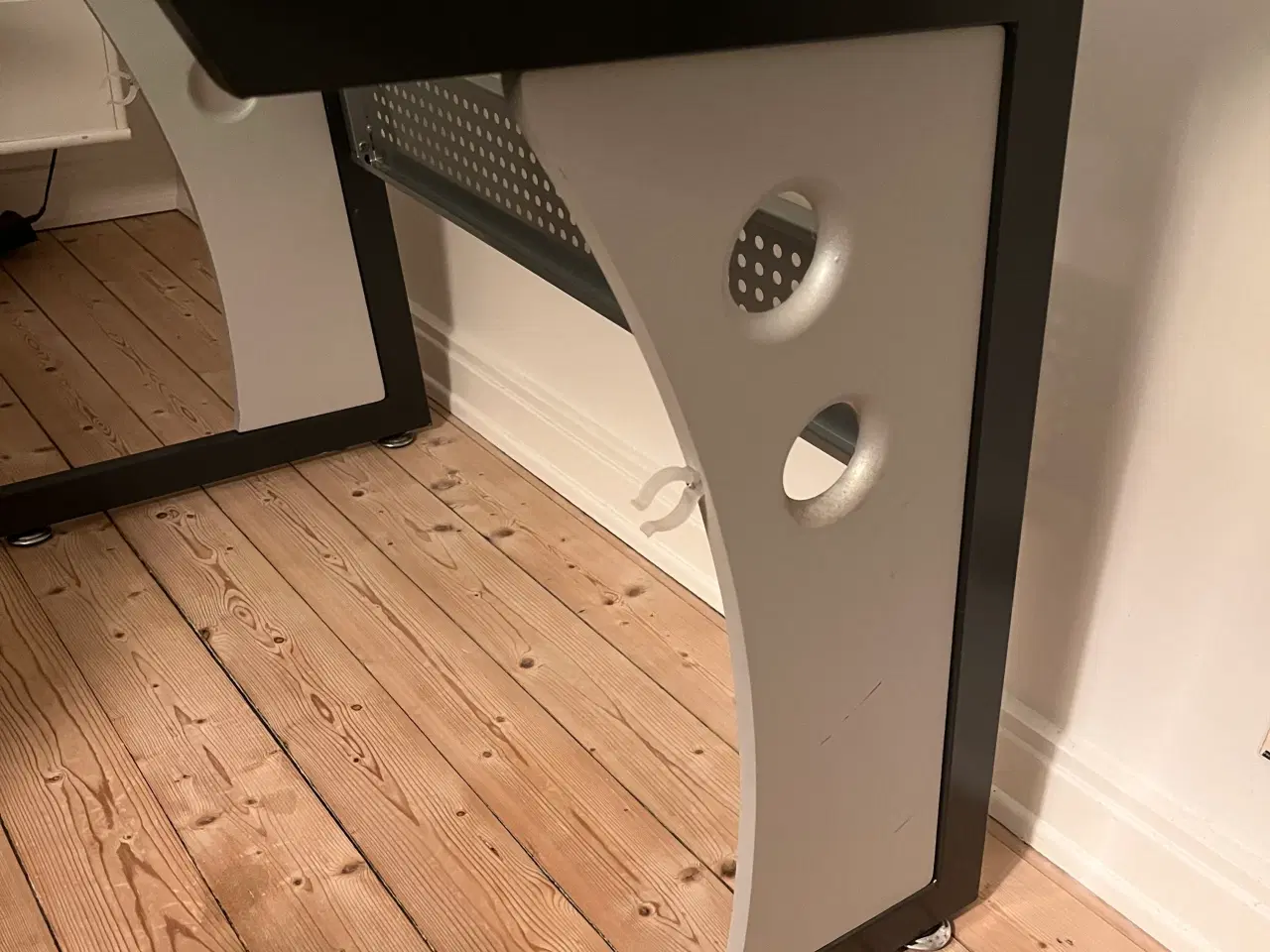 Billede 2 - Glas computer/skrivebord