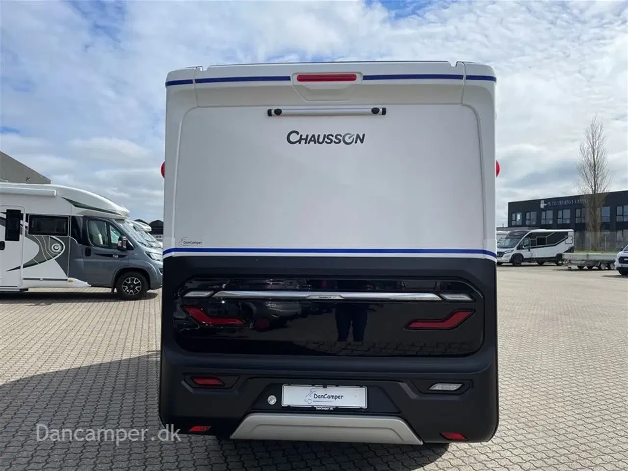 Billede 3 - 2024 - Chausson X650 Exclusive line   Camper med stor Lounge og siddegruppe, 9-trins automatgear, sænkeseng, stor garage, specialfælge, Artic, Connect- og X-tilbehørspakke ,