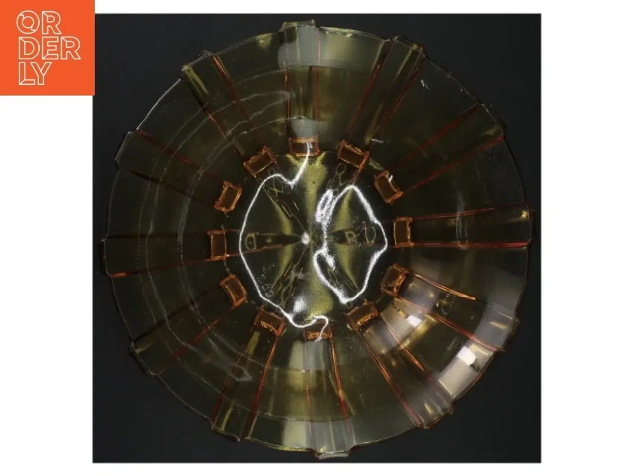 Billede 4 - Glasfad i brunt (str. 25 cm)