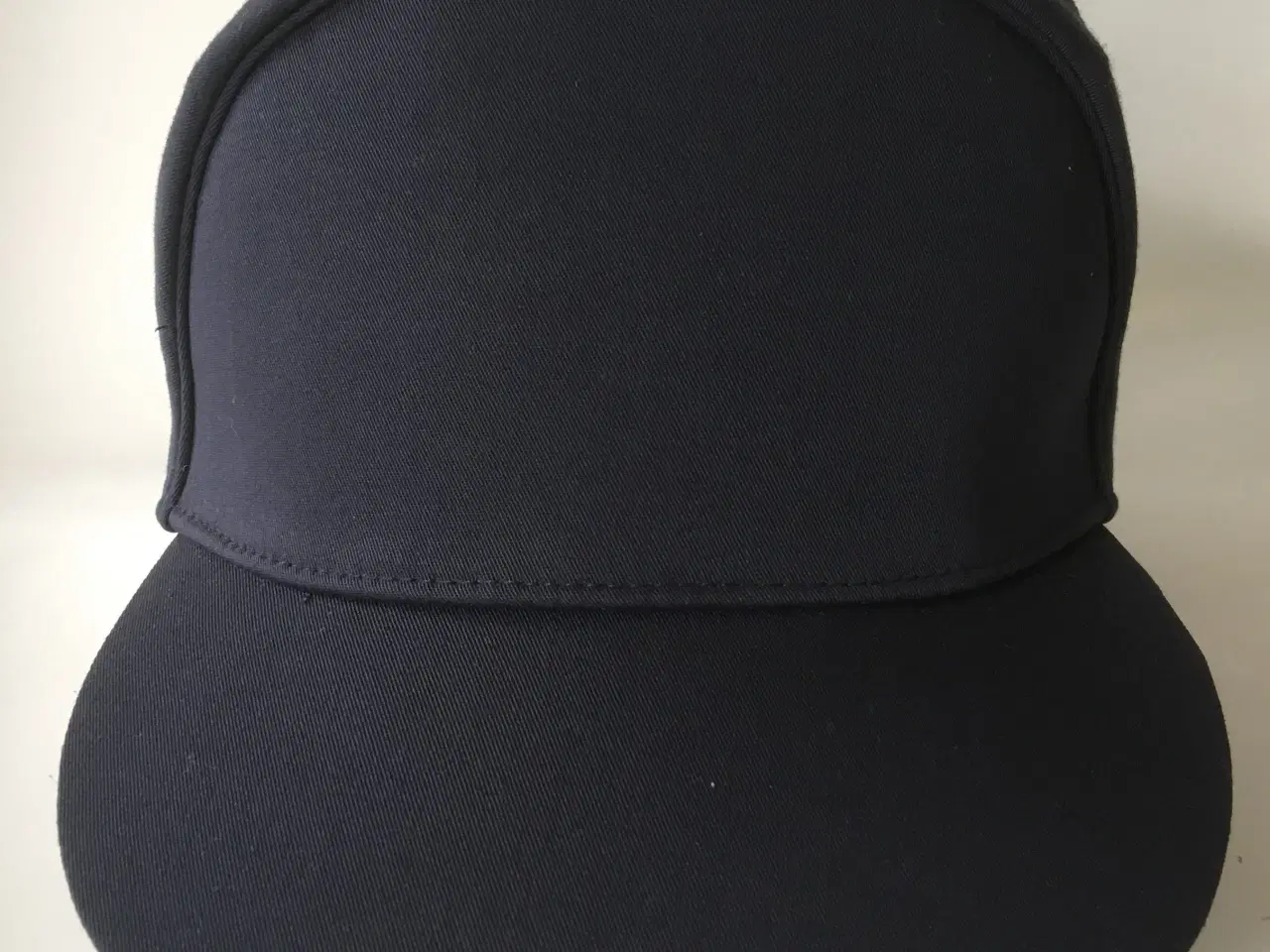 Billede 1 - Meget Mørkeblå Vinter Uniforms CAP / Kasket str. 5