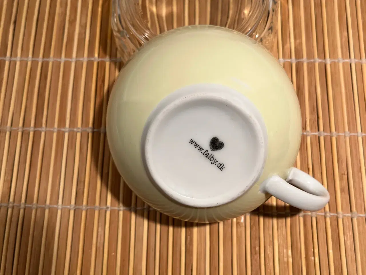 Billede 2 - Smuk Falby Design tekop – Solgul retro-charme