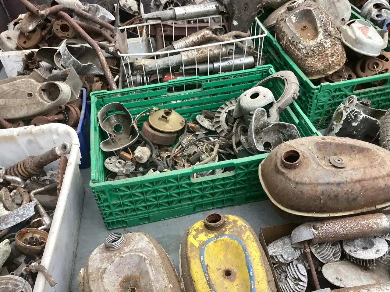 Billede 5 - Puch MS 50 reservedele.