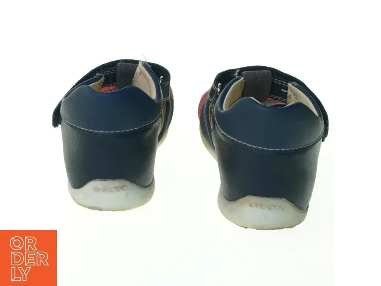 Billede 2 - Sandaler i åndbart læder fra Geox (str. 24)
