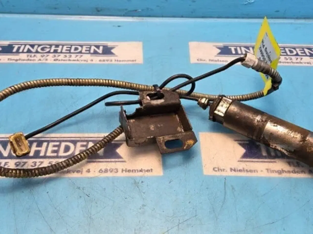 Billede 4 - Massey Ferguson 3060 Sensor Pin 3382356M2