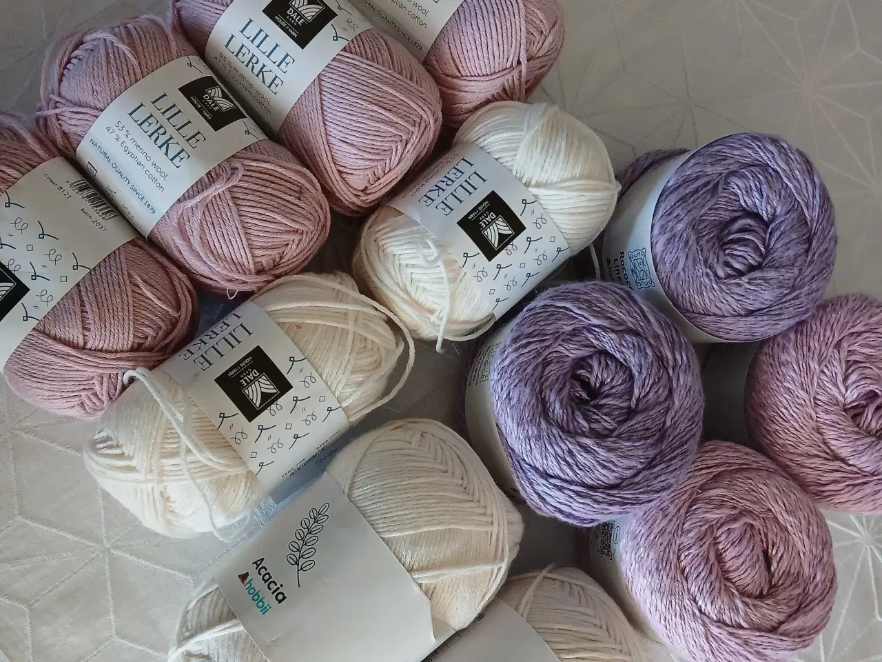 Billede 1 - Merino, blandet garn