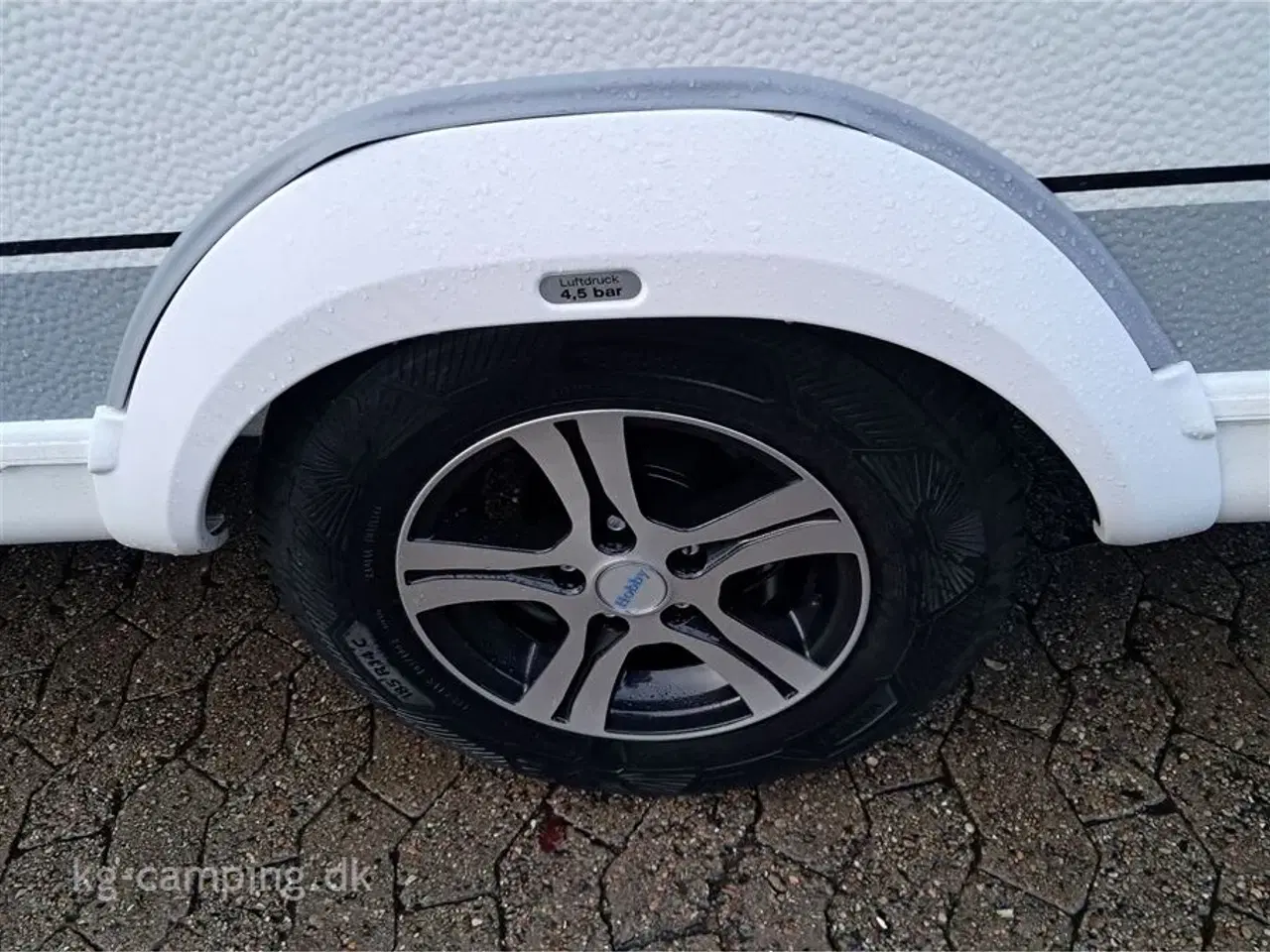 Billede 15 - 2026 - Hobby De Luxe 460 SFf   Ny 2026 Kampagne model DK LINE fra HOBBY - kan nedvejes til 1350 kg.