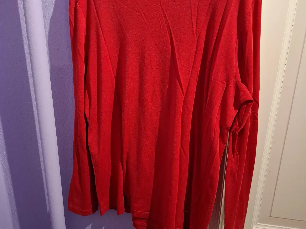 Billede 2 - Flot rød bluse fra Street One i str. 46