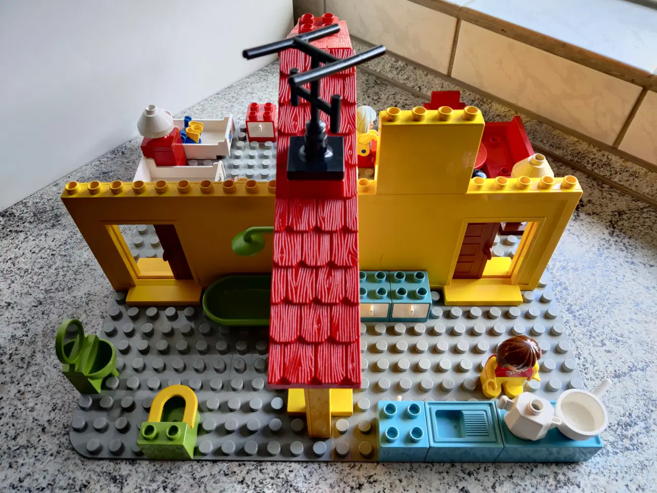 Billede 8 - Lego Duplo 2770 - velholdt hus/dukkehus