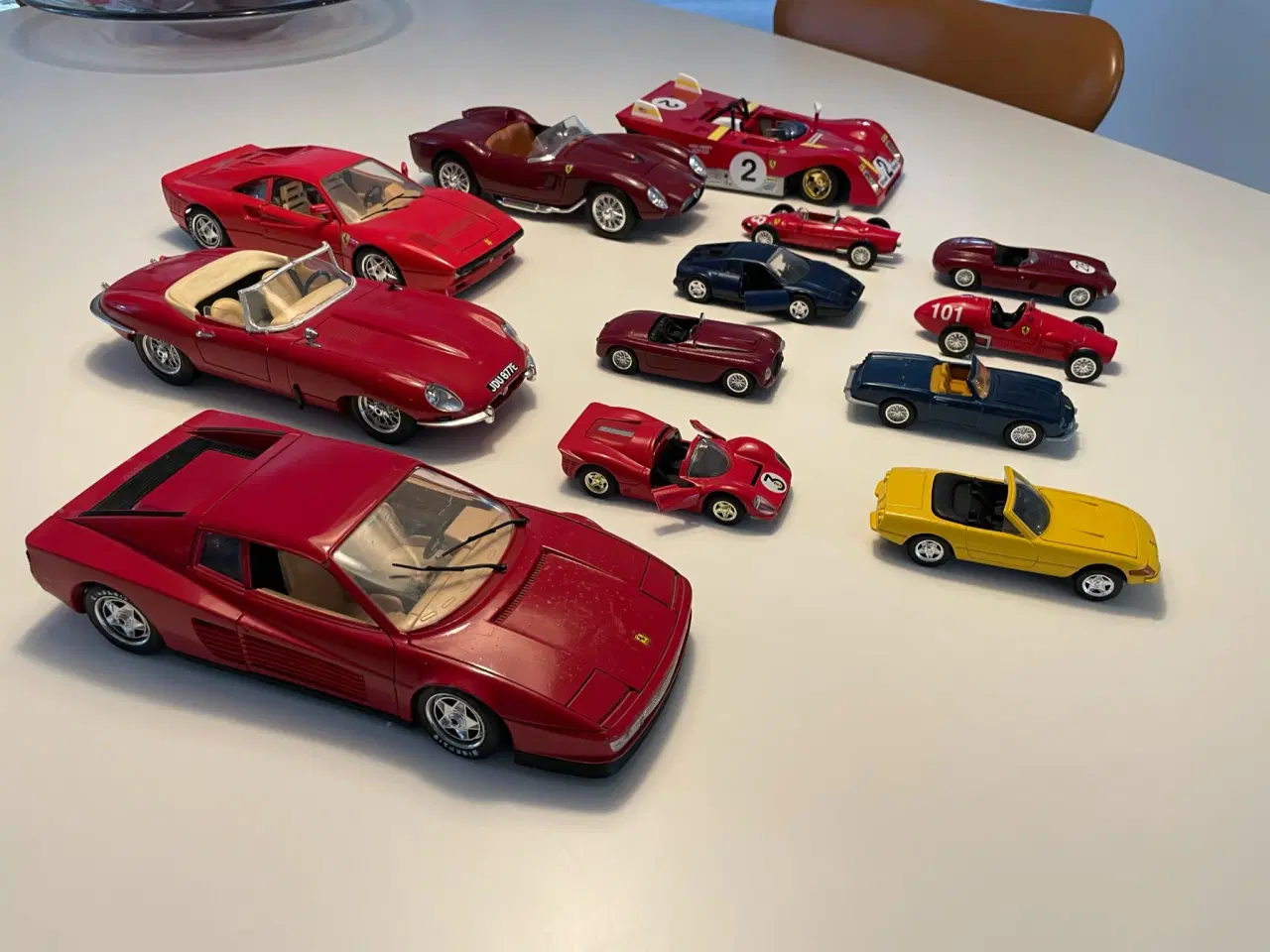 Billede 1 - Over 40 års gamle legetøjs biler, 13 stk 