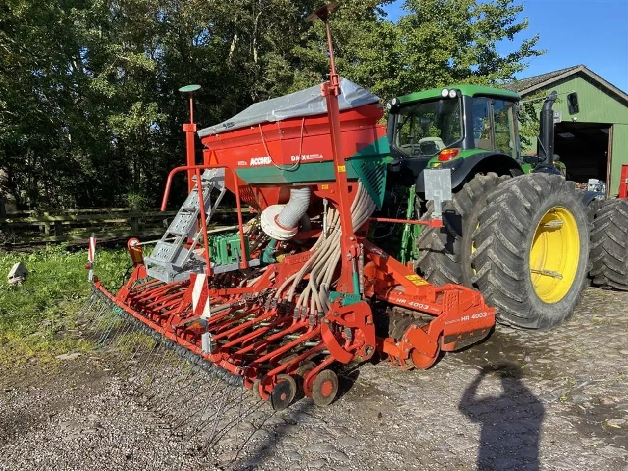 Billede 1 - Kuhn 4 m HR4003 rotorsæt med Accord såmaskine med skiveskær. Sået få ha.