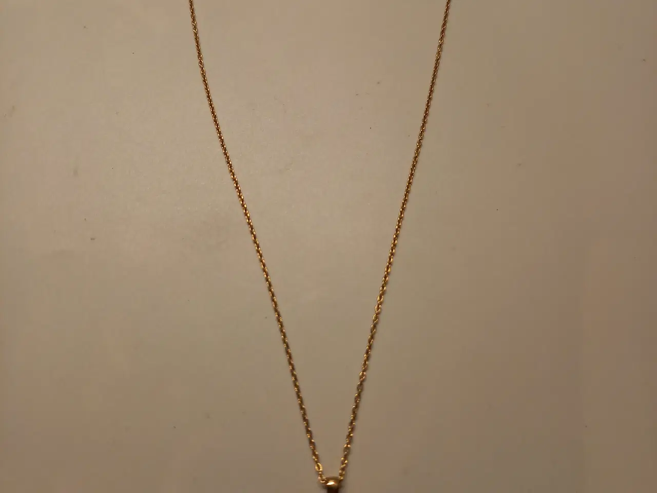 Billede 5 - Halskæde m. Vedhæng i guld