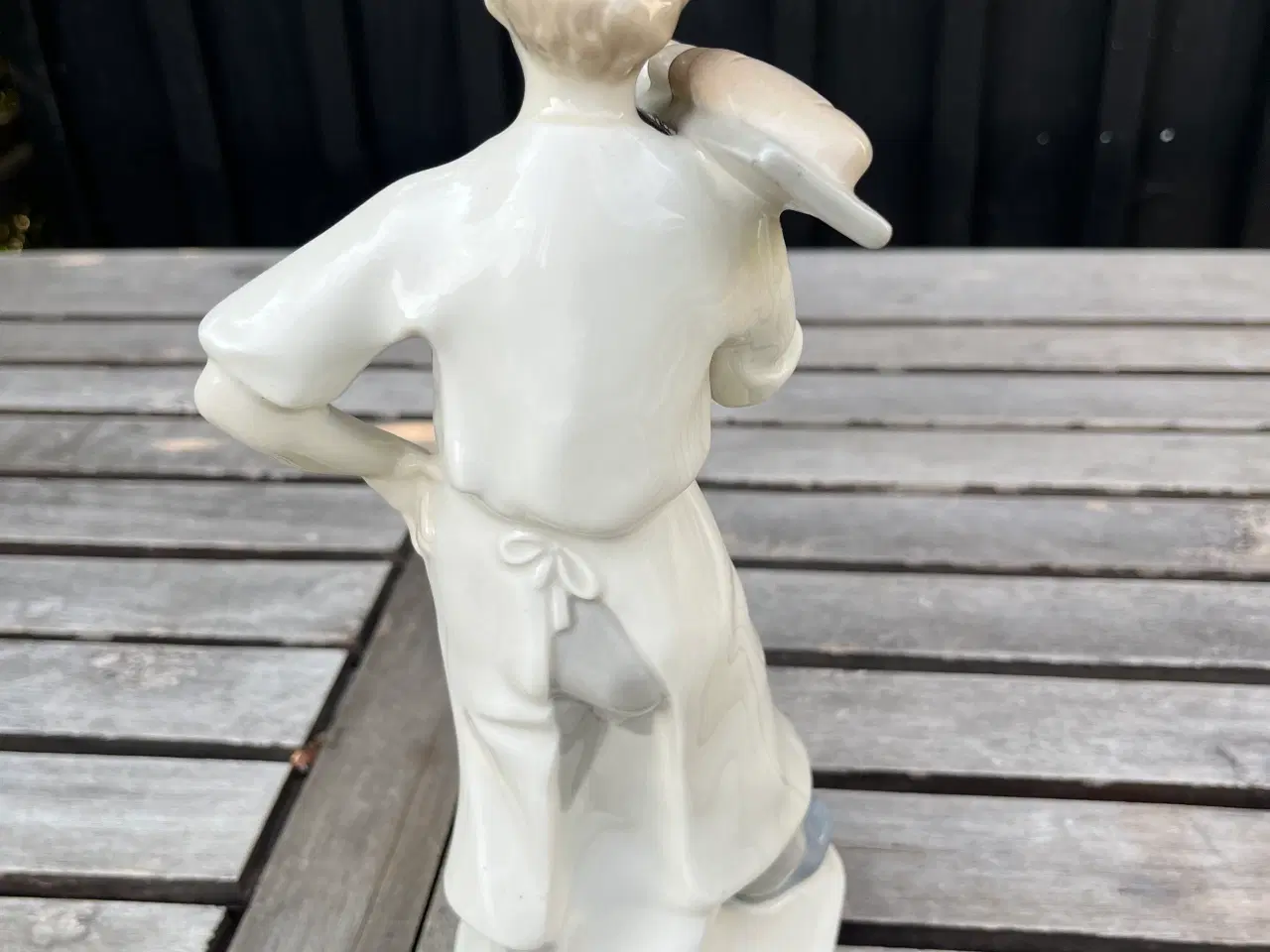 Billede 2 - Porcelænsfigur