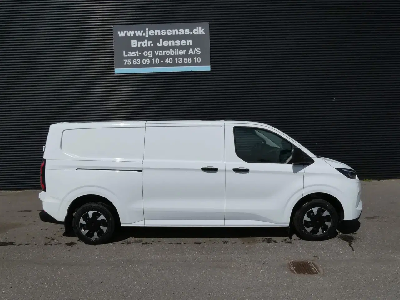 Billede 2 - Ford E-Transit Custom 320 L2H1 EL Trend 218HK Van Aut.