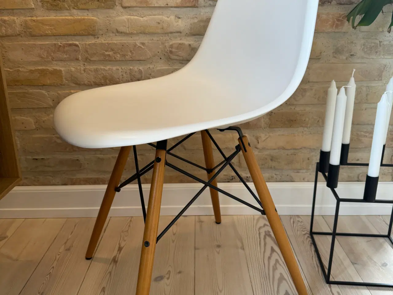 Billede 4 - Originale Eames DSW stole