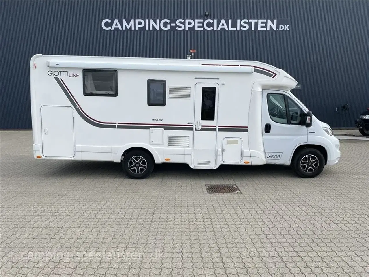 Billede 1 - 2022 - Giottiline Sienna 395 AUT.   Giottiline  Sienna 395 Aut model 2022 kan nu ses hos Camping-Specialisten.dk