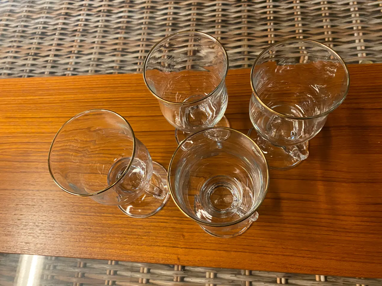 Billede 2 - 4stk irish coffie gamle glas med hank 25kr pr stk 