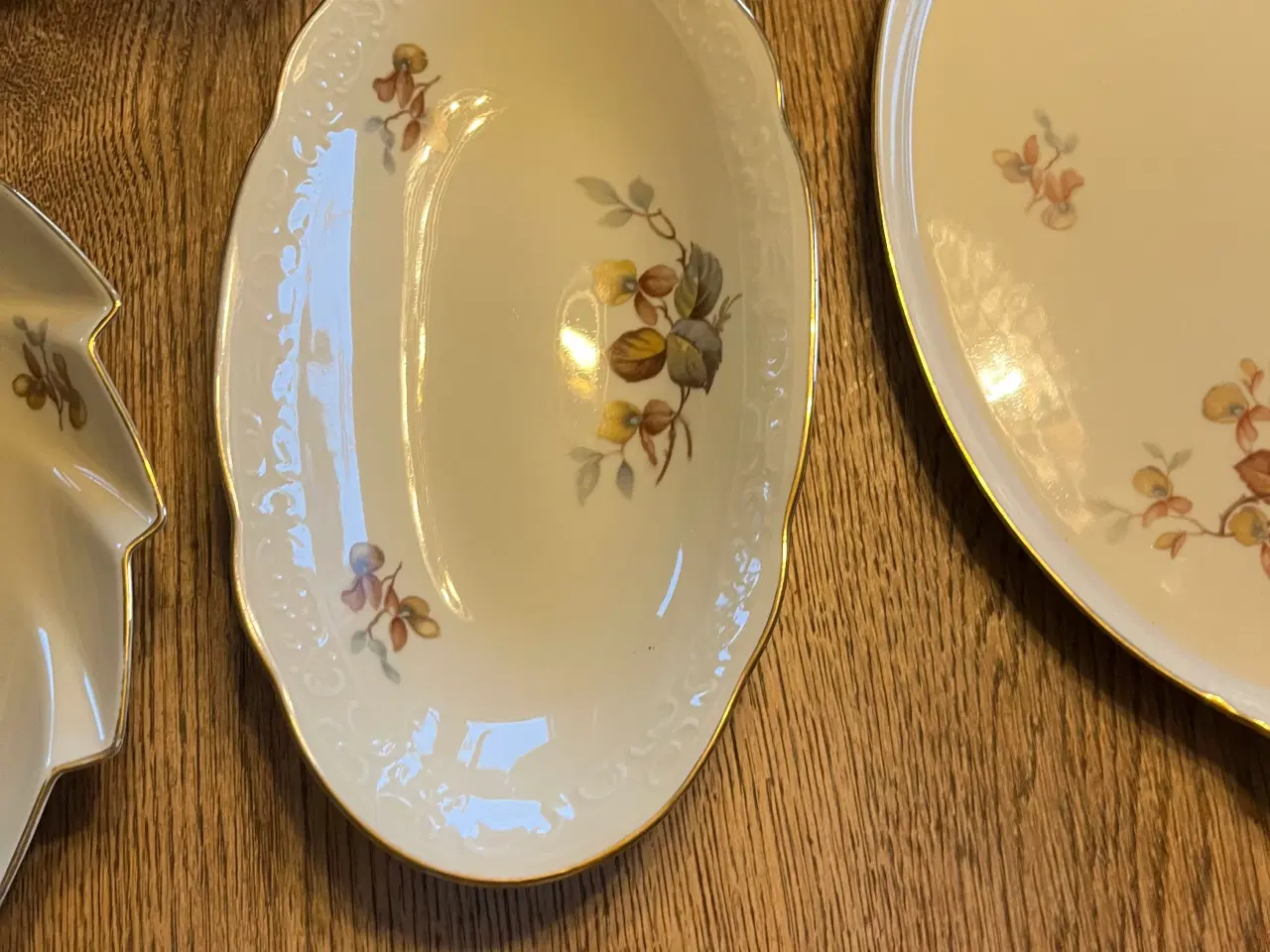 Billede 4 - Rosenborg Kaffestel og spisestel