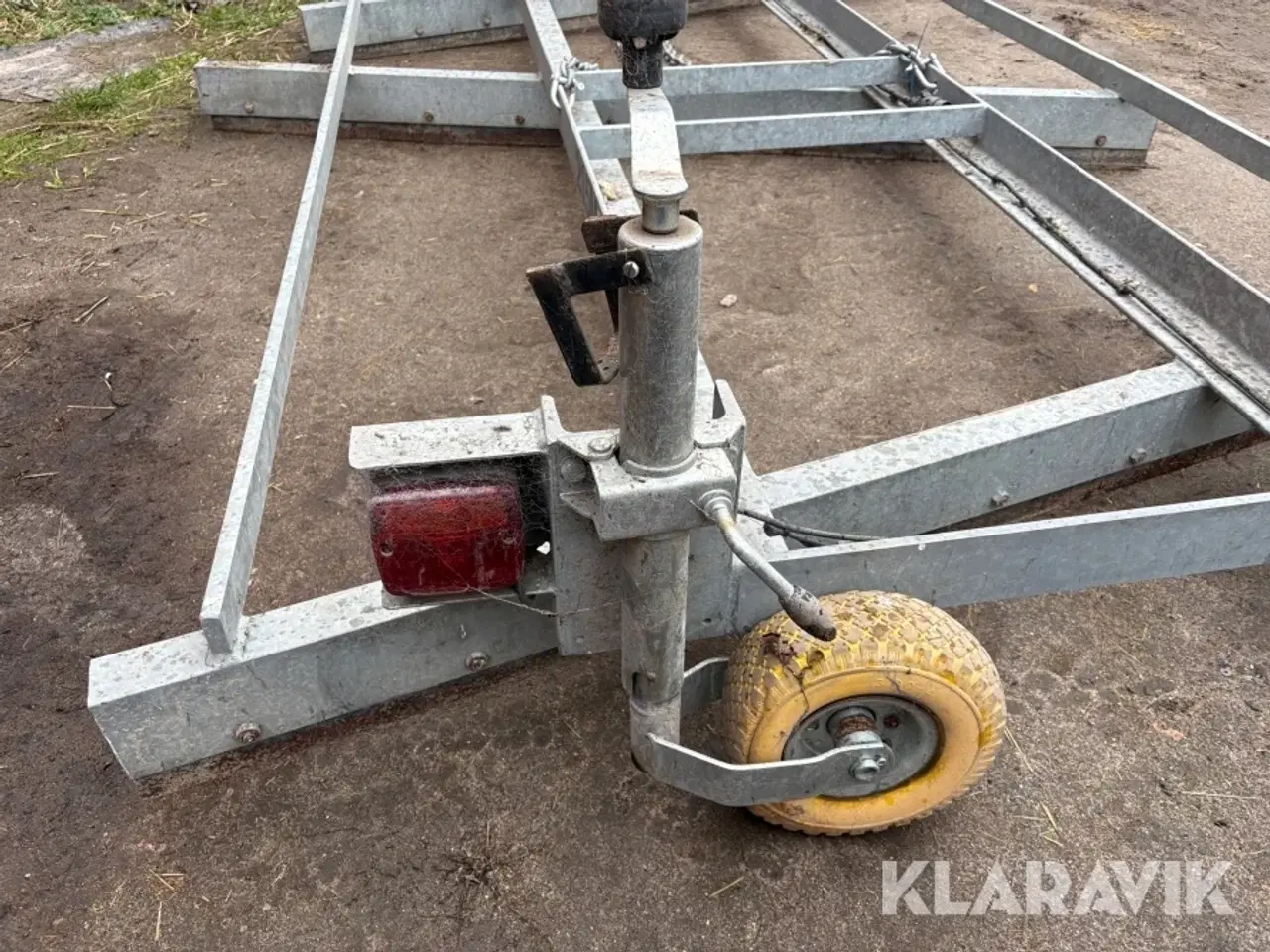 Billede 5 - Vejhøvl Valtra 215M