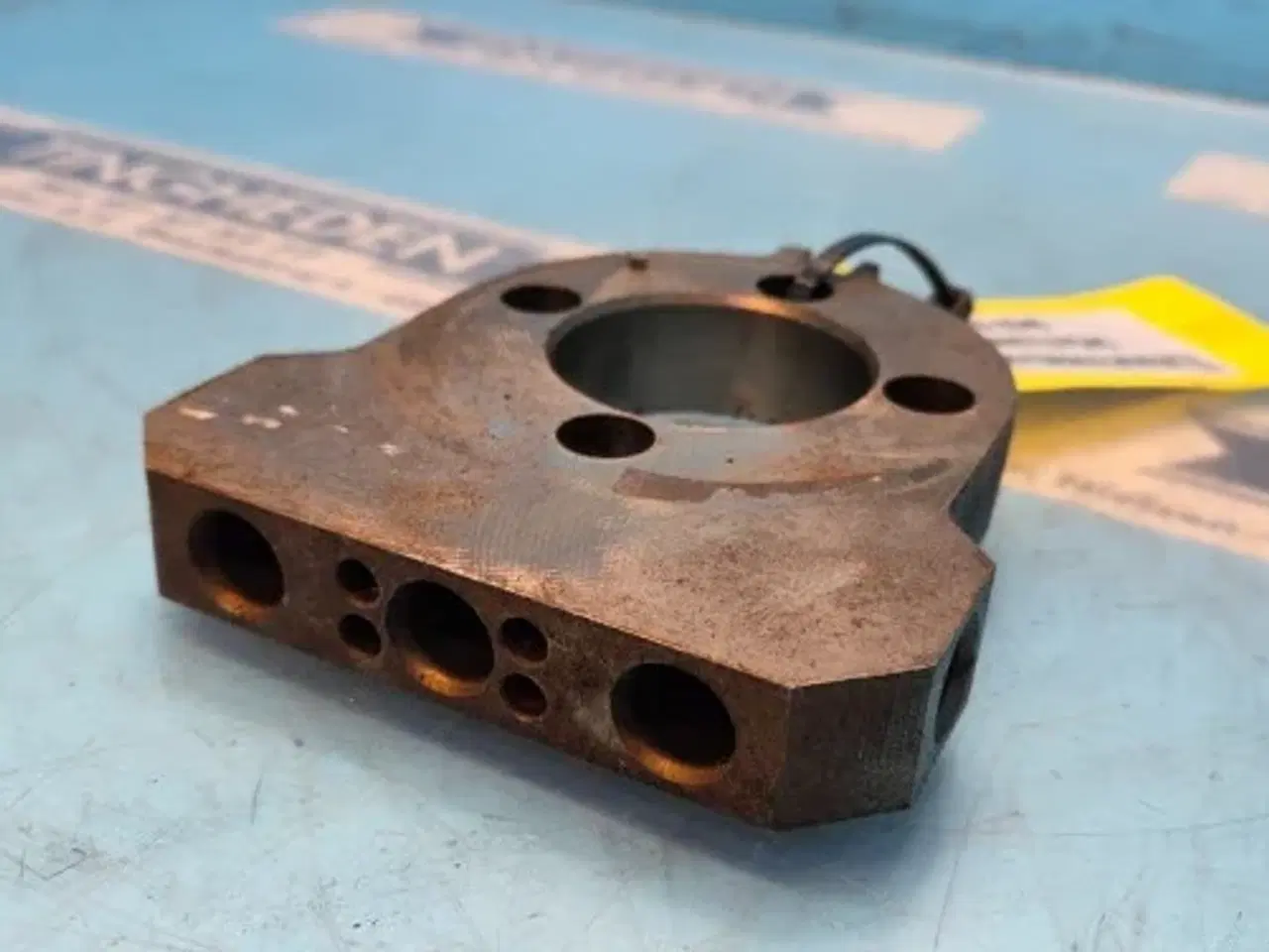 Billede 9 - Ford 8340 Hydraulikventil F0NN7L575AC