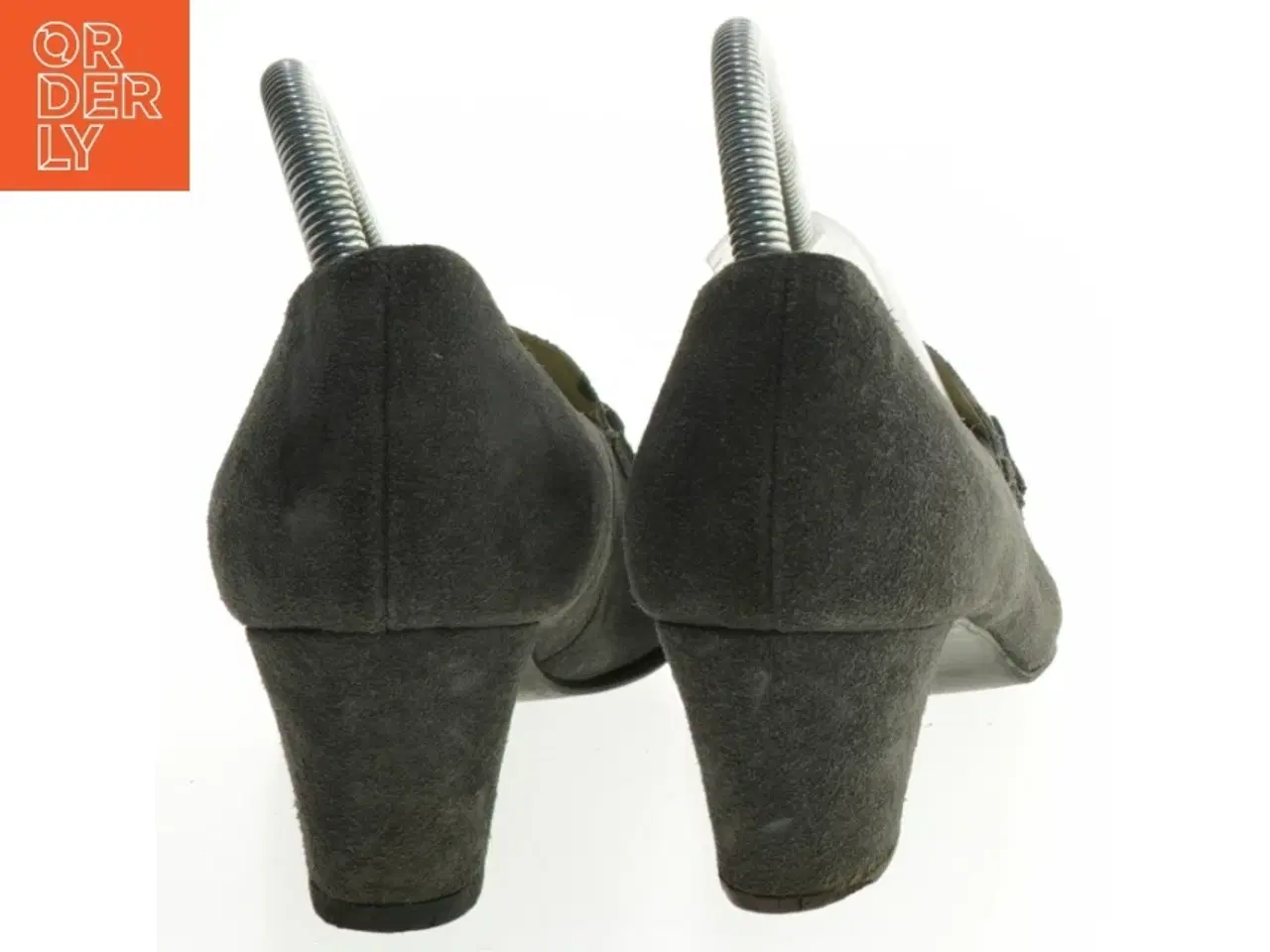 Billede 2 - Mørkegrå pumps i ruskind (str. 37 )